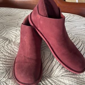 CAMPER Beetle Chelsea Boot Slip On